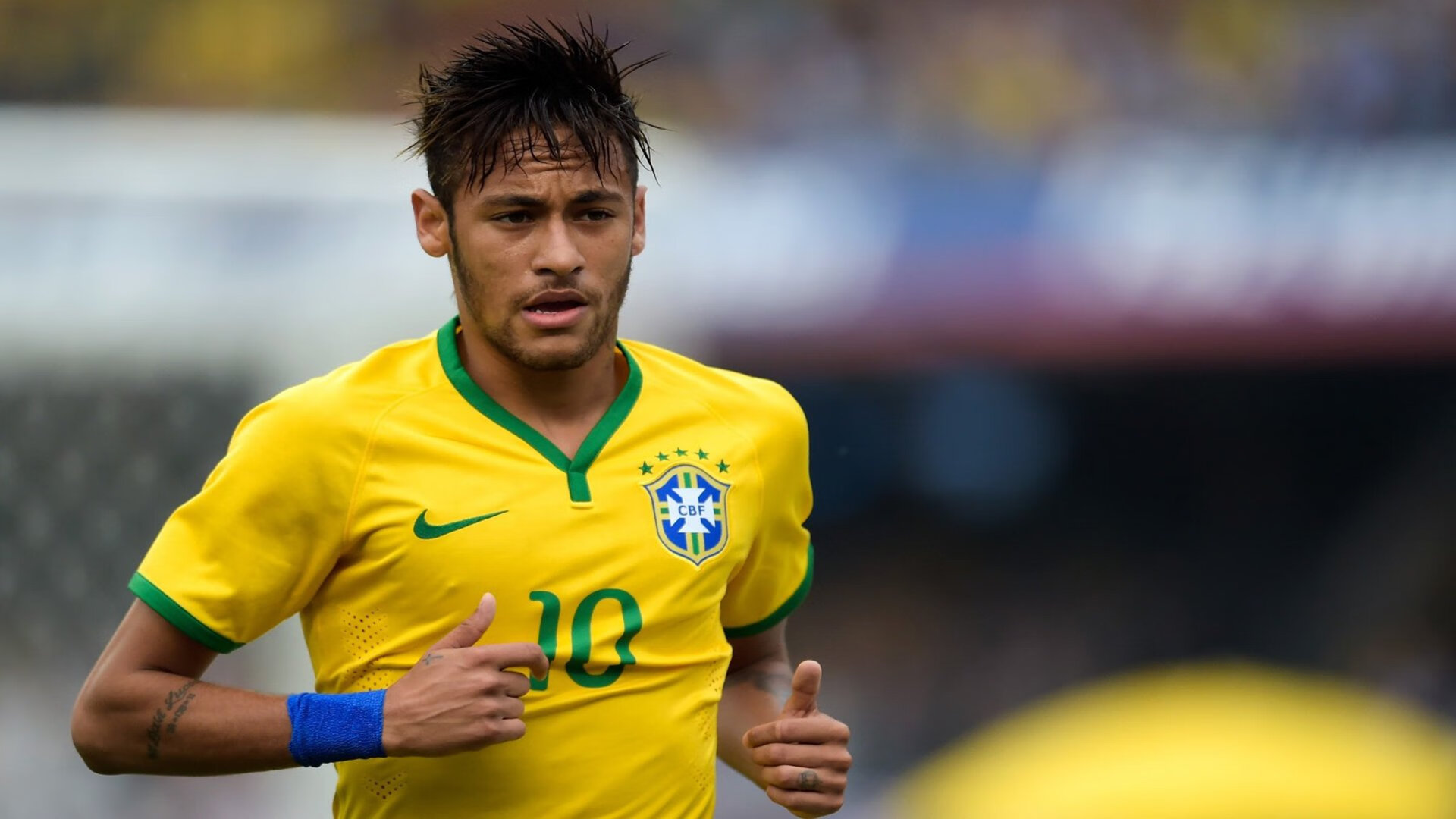 意甲明星频频闪耀，精彩瞬间不胜枚举，意甲足球明星